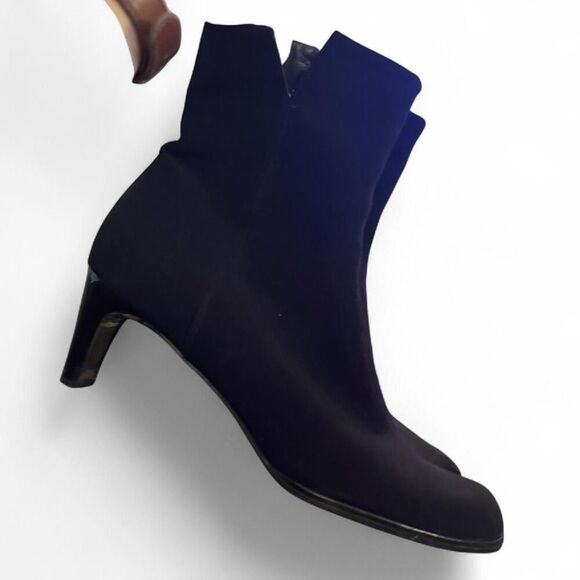 Stuart Weitzman Women's Black Heeled Nylon Zip-up Ankle Boots Size 11 - Picture 8 of 8